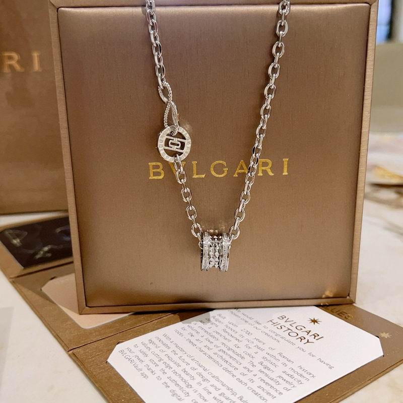 Bvlgari necklace  06yxh14
